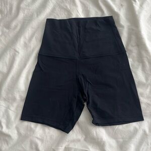 Lululemon super high rise align 6in shorts size 4